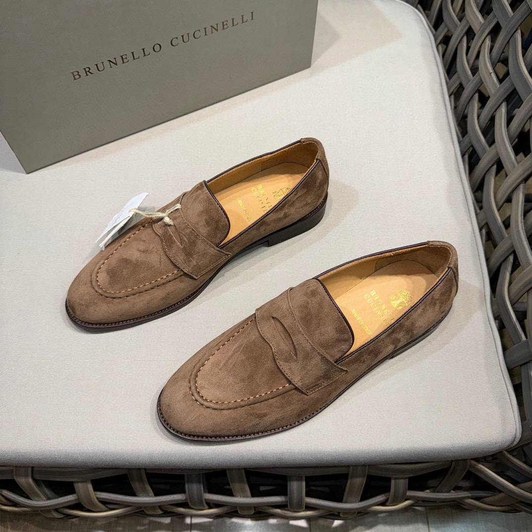 Brunello Cucinelli Penny — деталь кожи