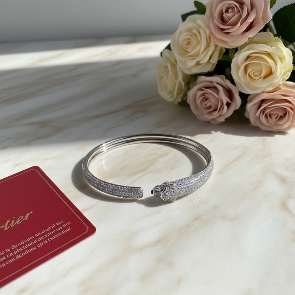 Cartier Panthere — AI лайфстайл