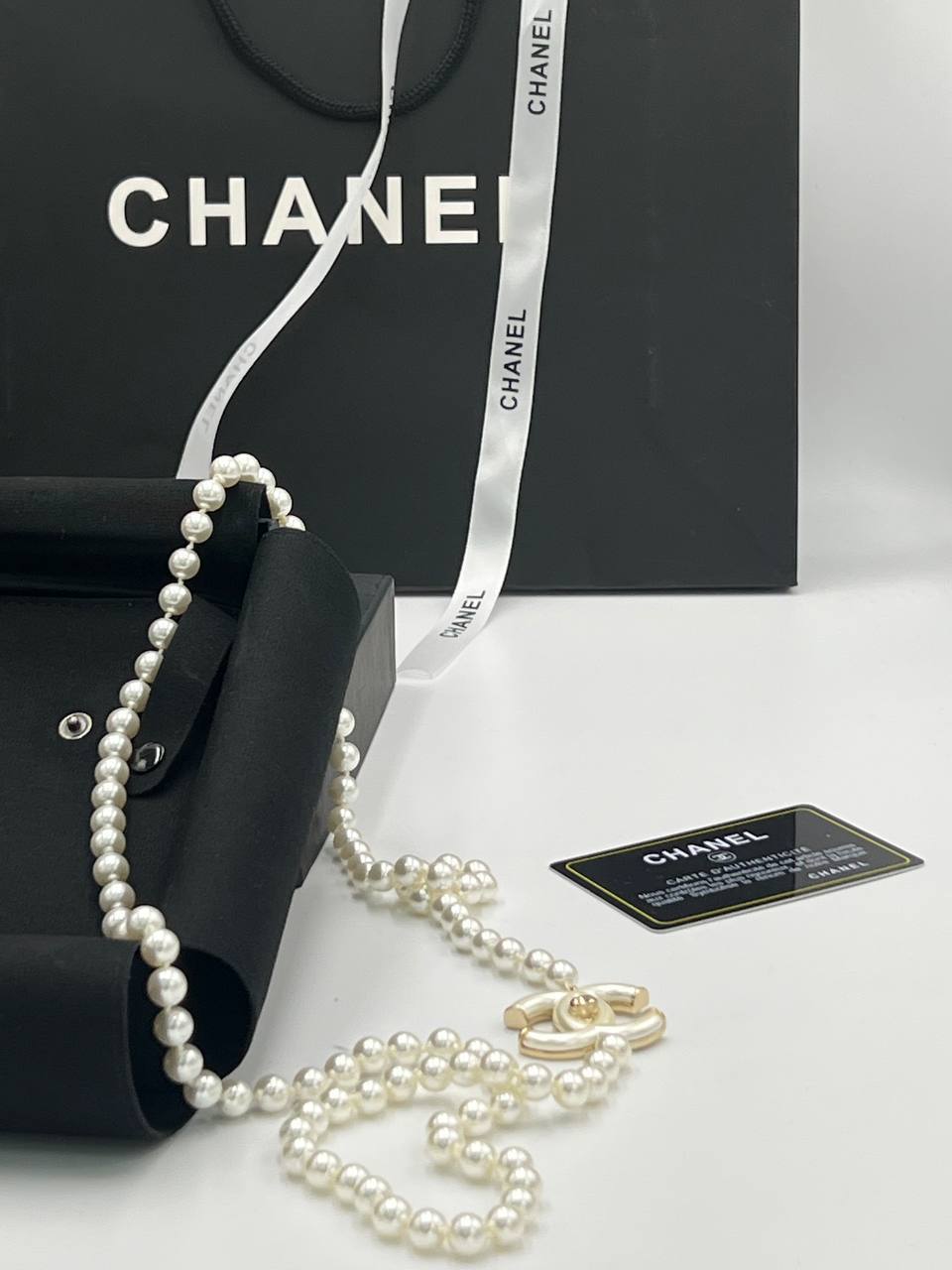 Chanel колье — CC подвеска