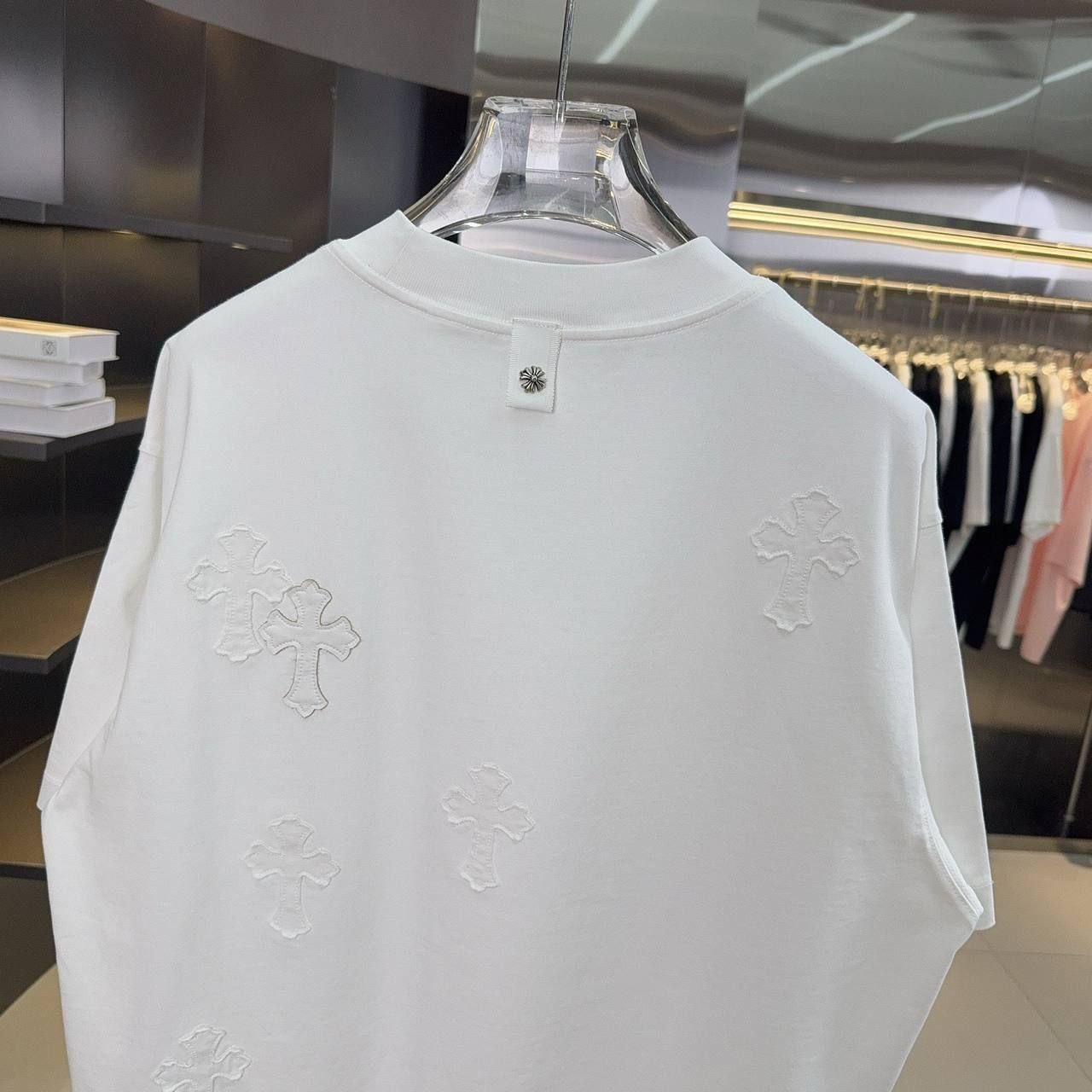 Chrome Hearts — крупный план ткани