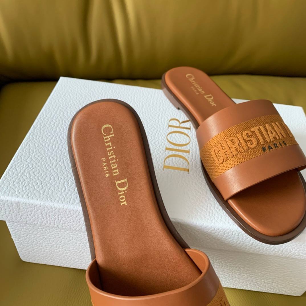 Dior Dway чёрные — вид сбоку