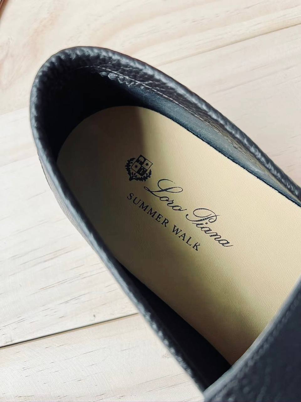 Loro Piana — деталь